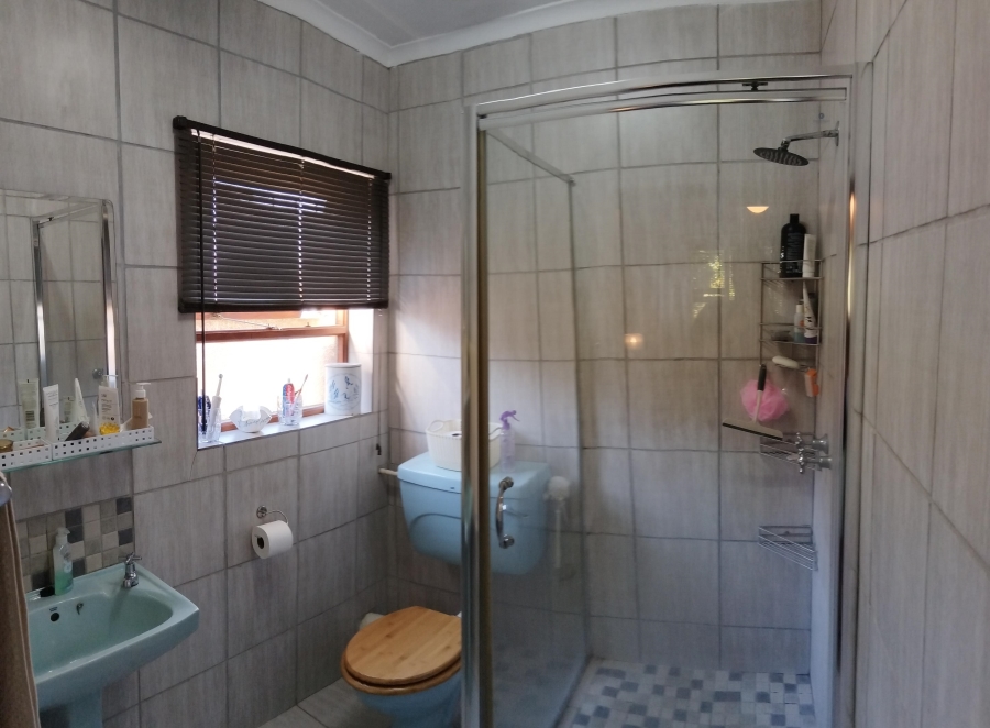 4 Bedroom Property for Sale in Campher Park Eastern Cape